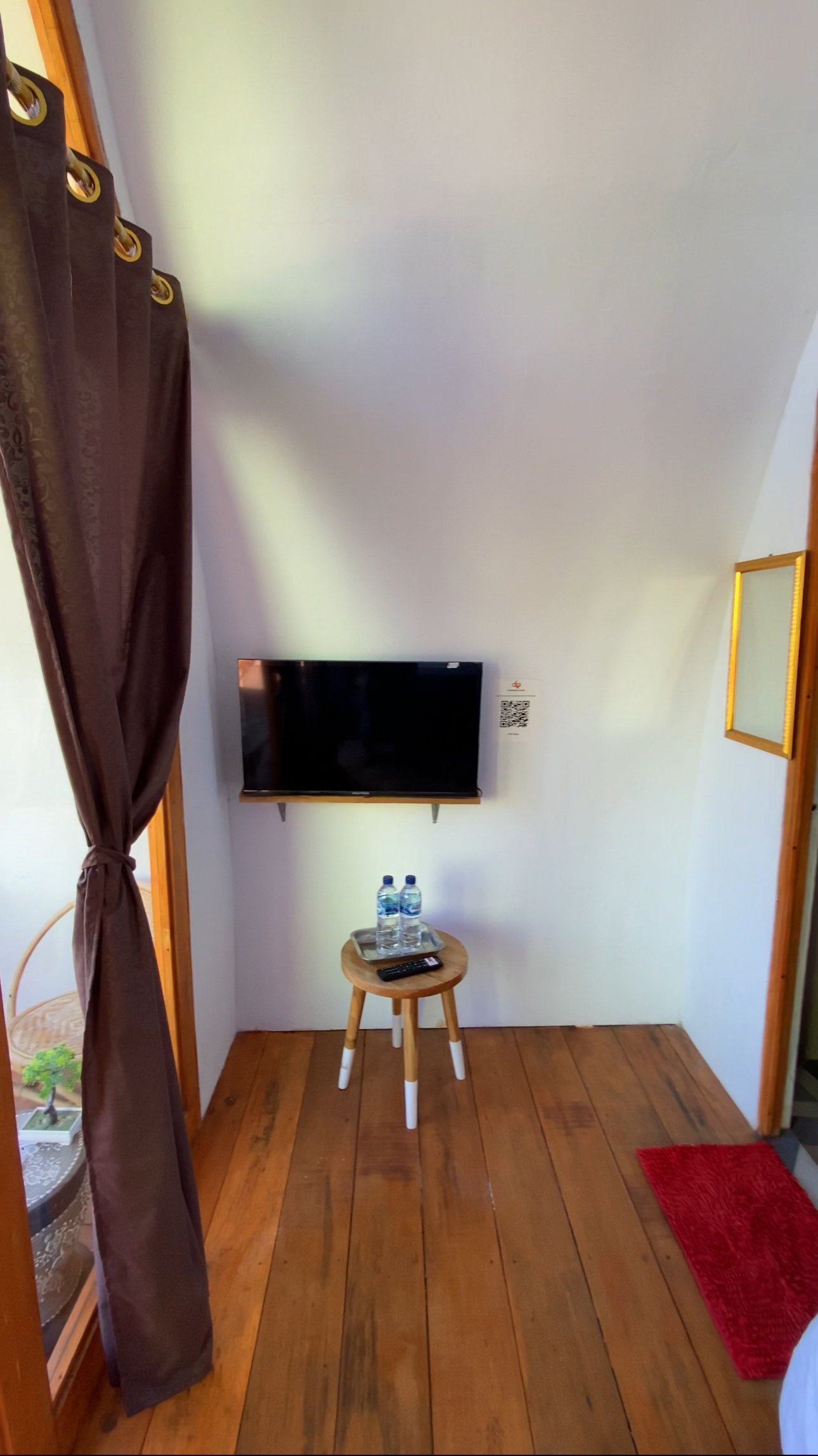 Glamping Salju di Dieng