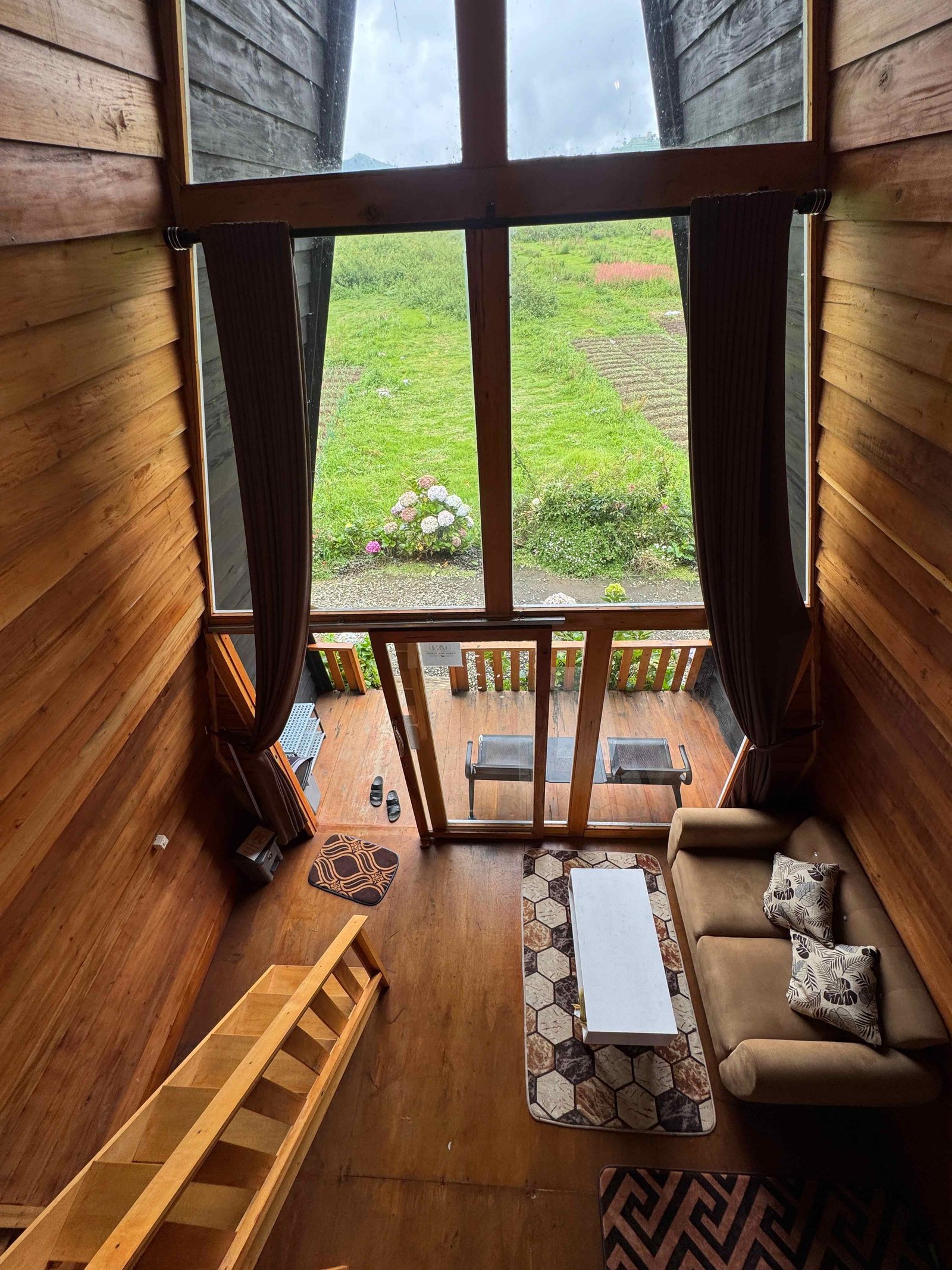 Cabin Tumol View Dieng